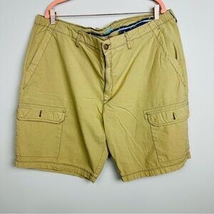 Tommy Bahama Tan Cargo Shorts Size 42